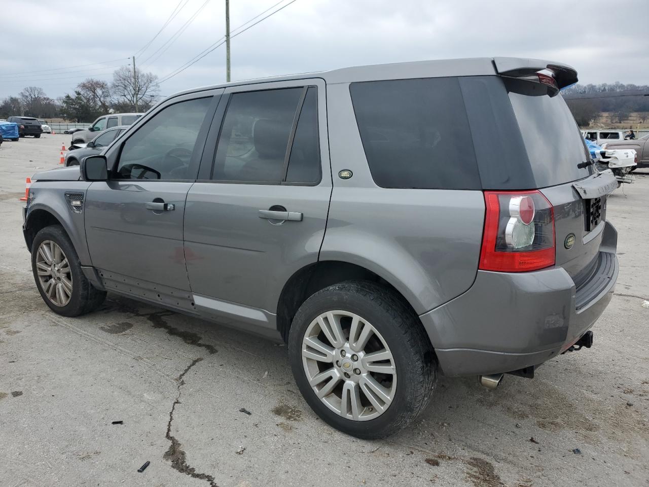 2010 Land Rover LR2 - Image 2