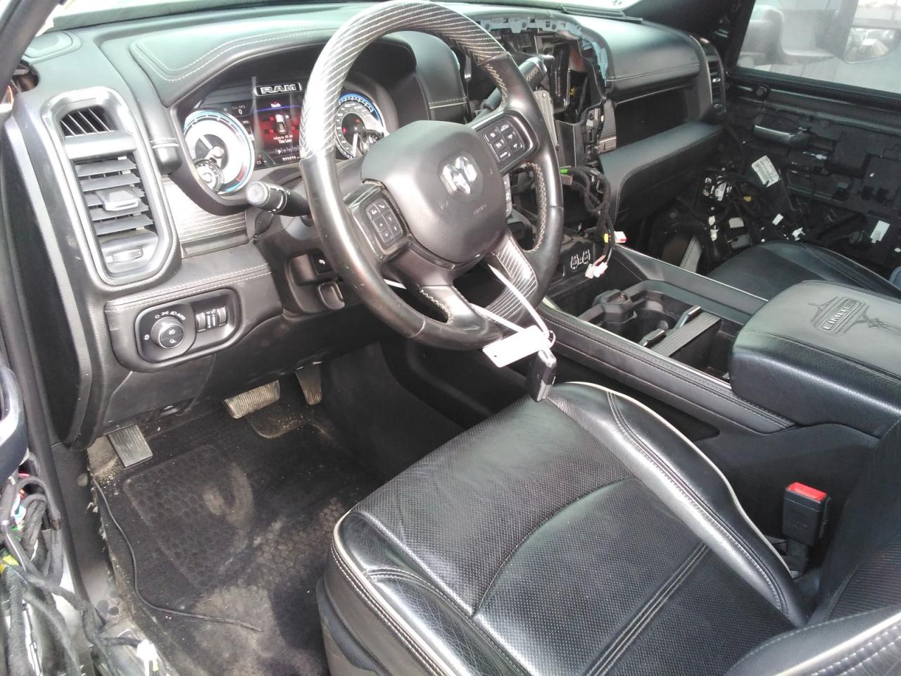 2021 RAM 2500 - Image 8