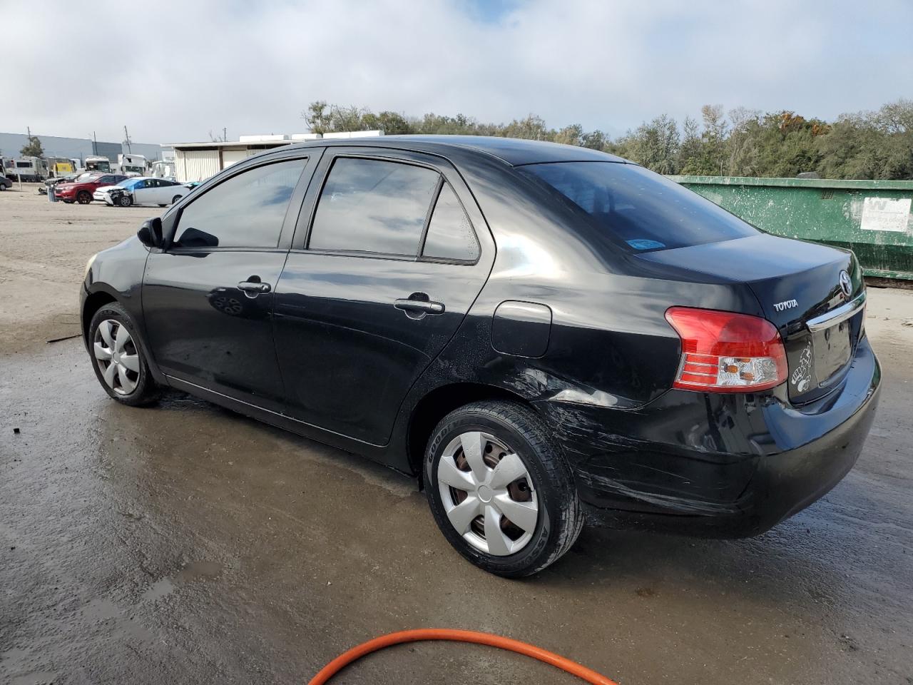 2008 Toyota Yaris - Image 2
