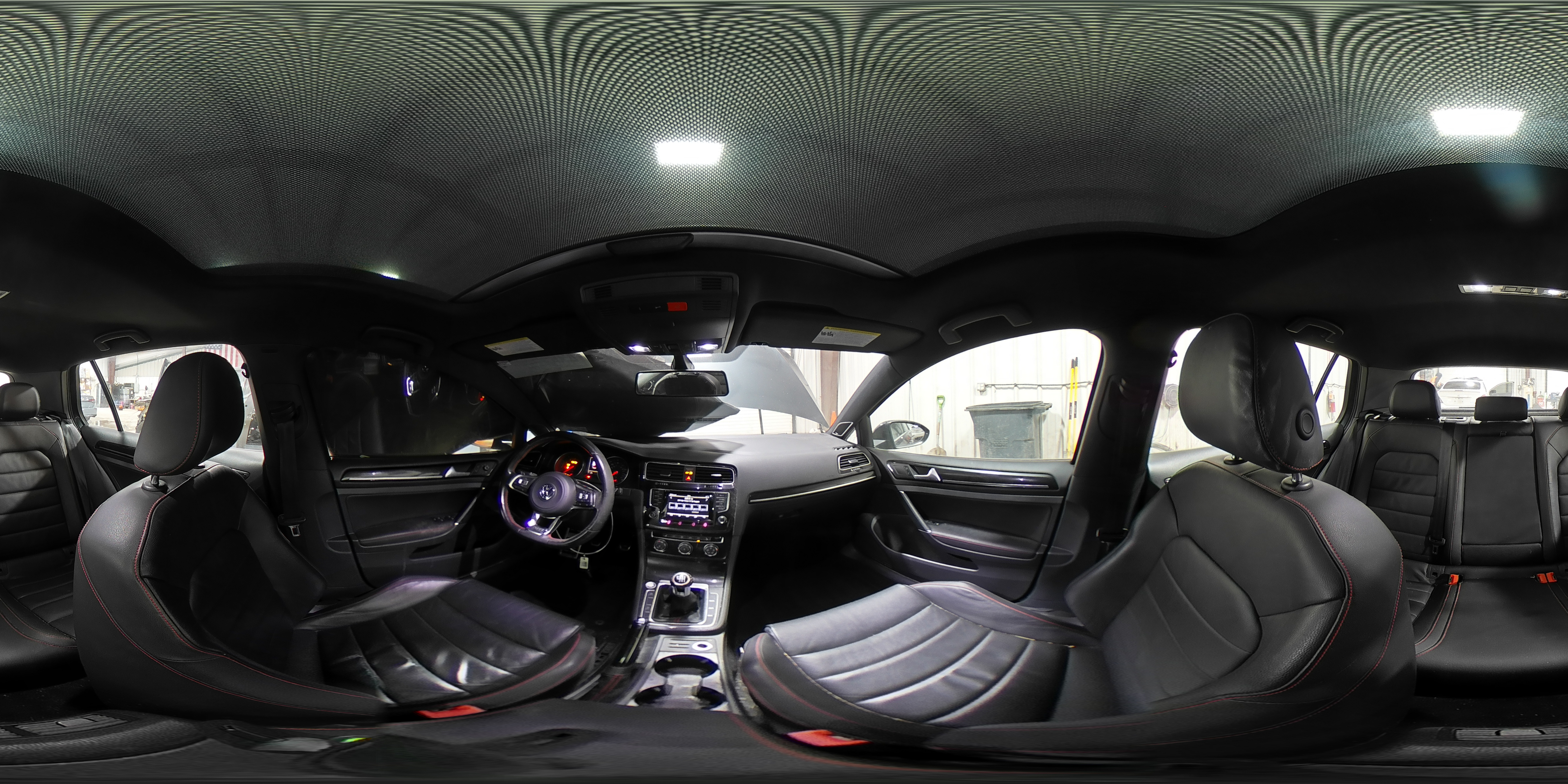2015 Volkswagen GTI - Image 14