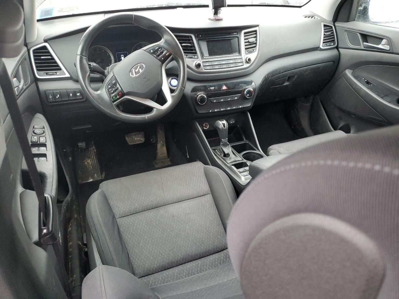 2017 Hyundai Tucson - Image 8