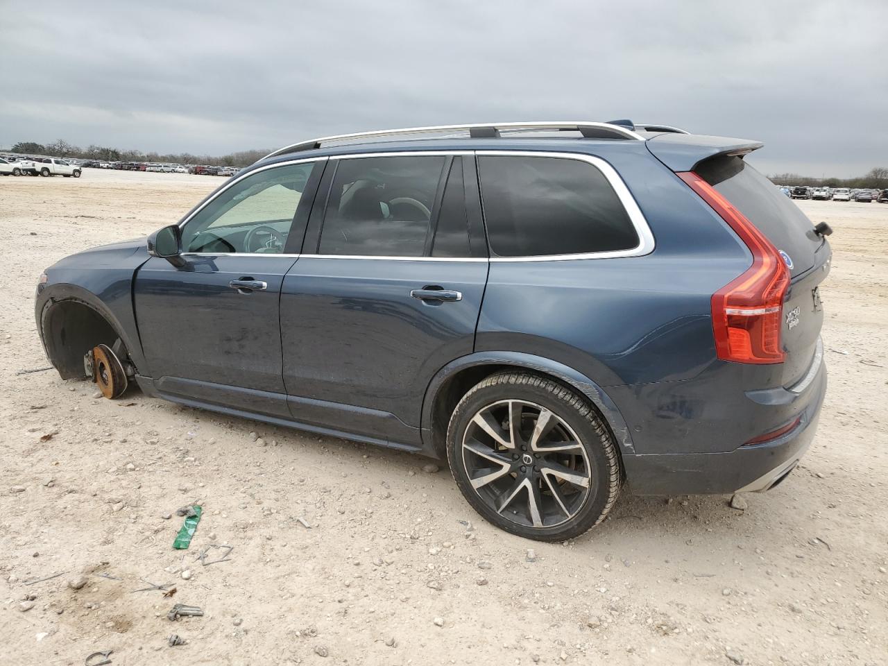 2019 Volvo XC90 - Image 2
