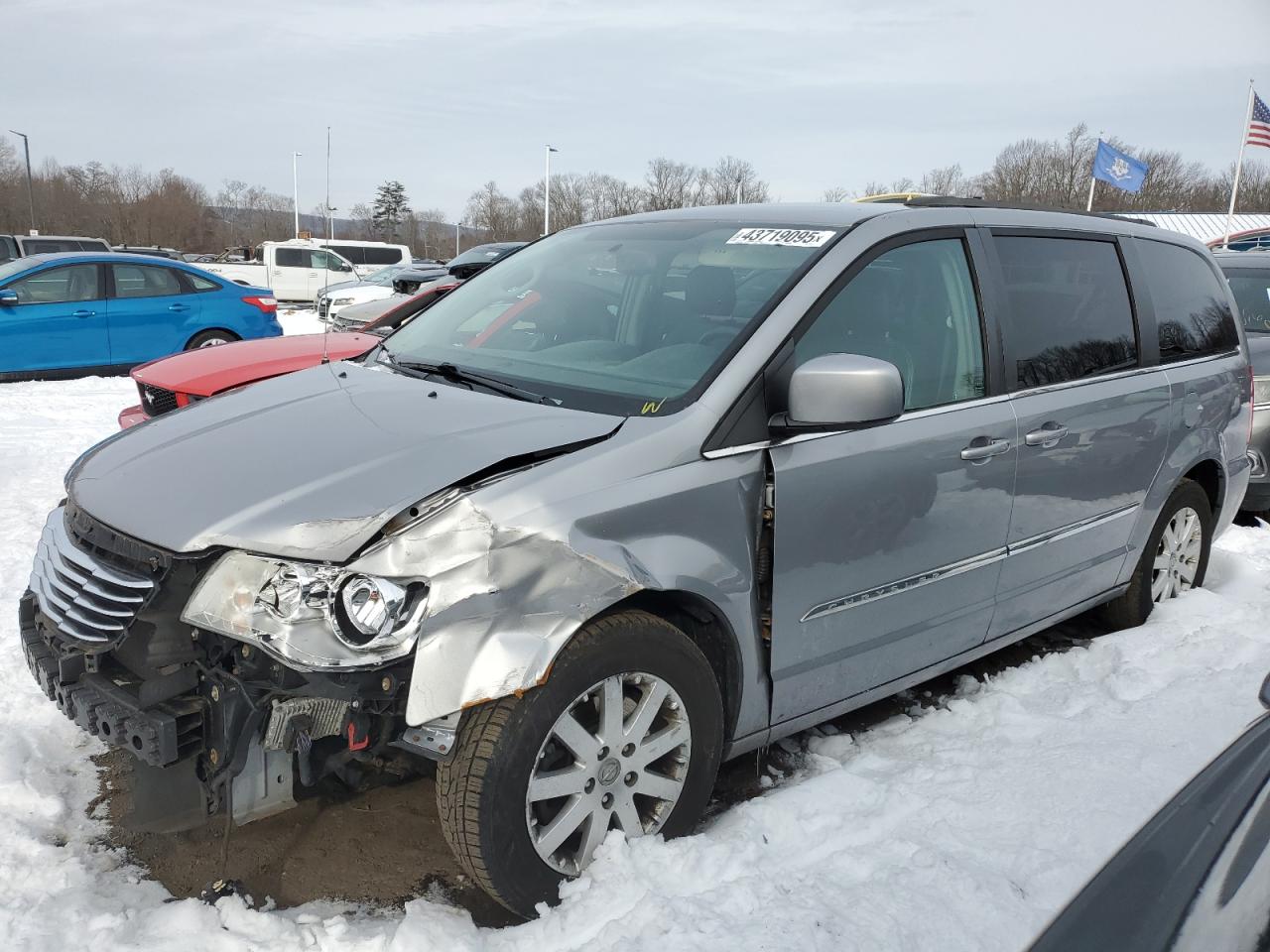 2013 Chrysler Town & Country - Image 1