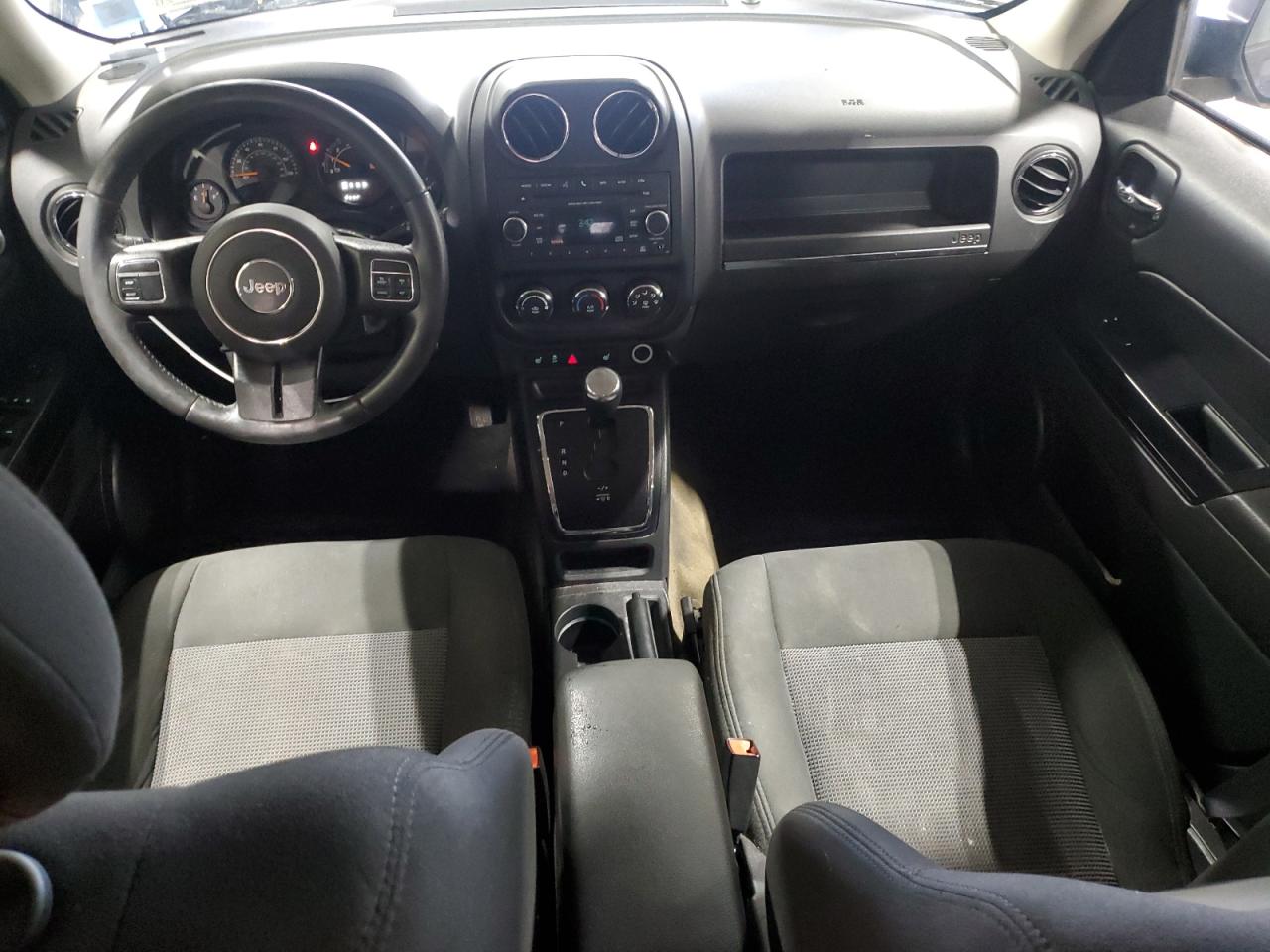 2016 Jeep Liberty (Patriot) - Image 8