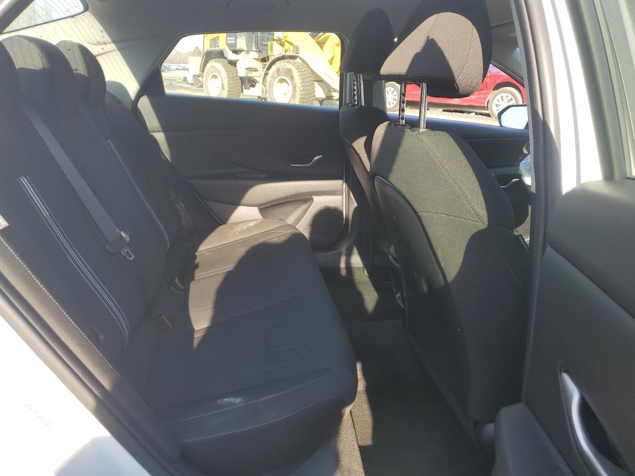 2024 Hyundai Elantra - Image 10
