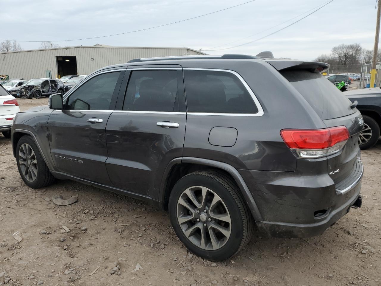 2017 Jeep Grand Cherokee - Image 2