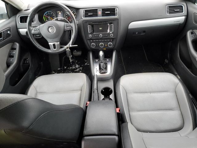 Sedans VOLKSWAGEN JETTA 2013 Silver