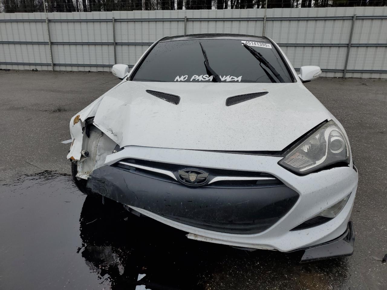 2016 Hyundai Genesis - Image 5