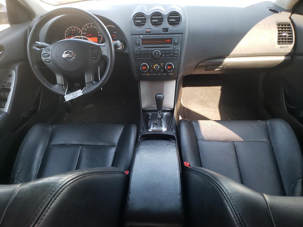 2011 Nissan Altima - Image 8