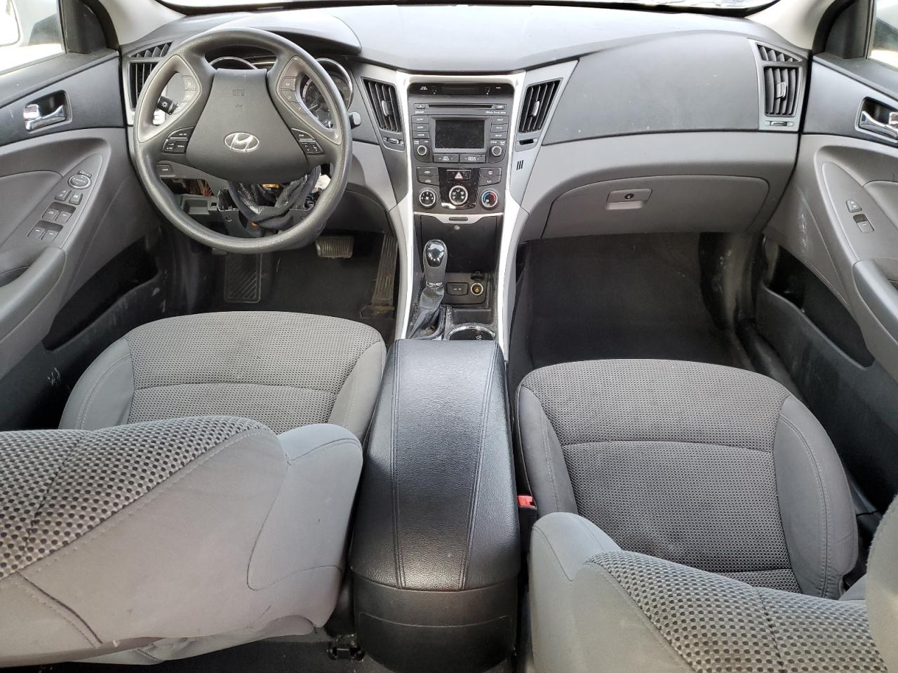 2014 Hyundai Sonata - Image 8