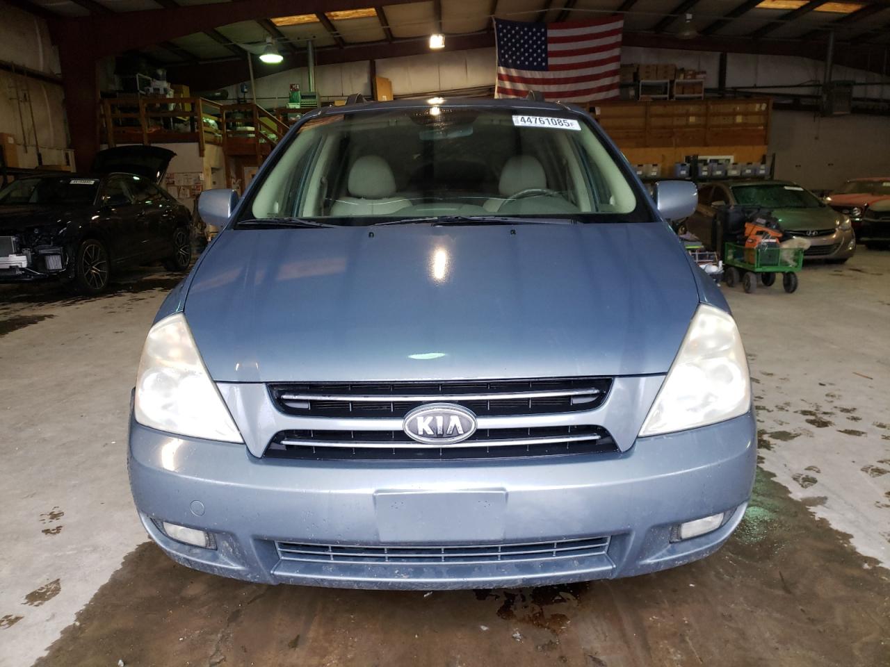 2007 Kia Sedona - Image 5