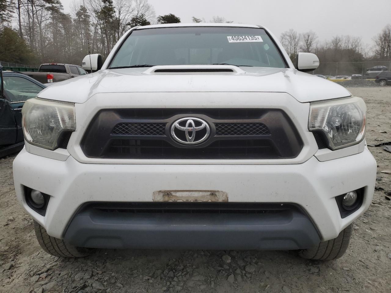 2014 Toyota Tacoma - Image 5