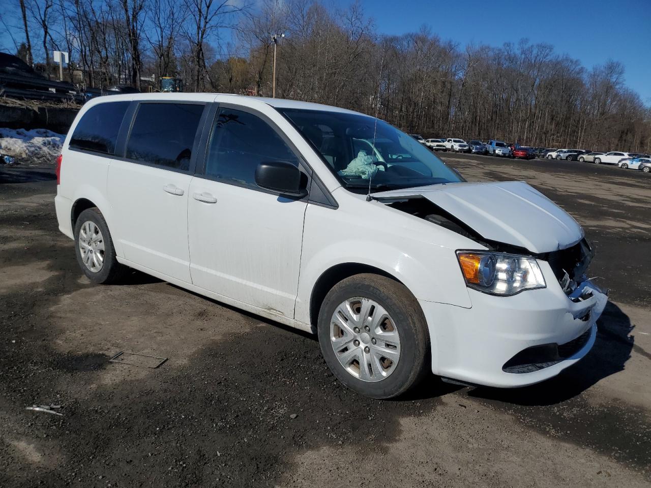 2018 Dodge Caravan - Image 4