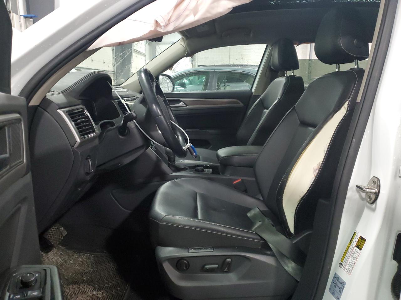 2021 Volkswagen Atlas - Image 7