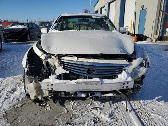  INFINITI G37 2013 Белый