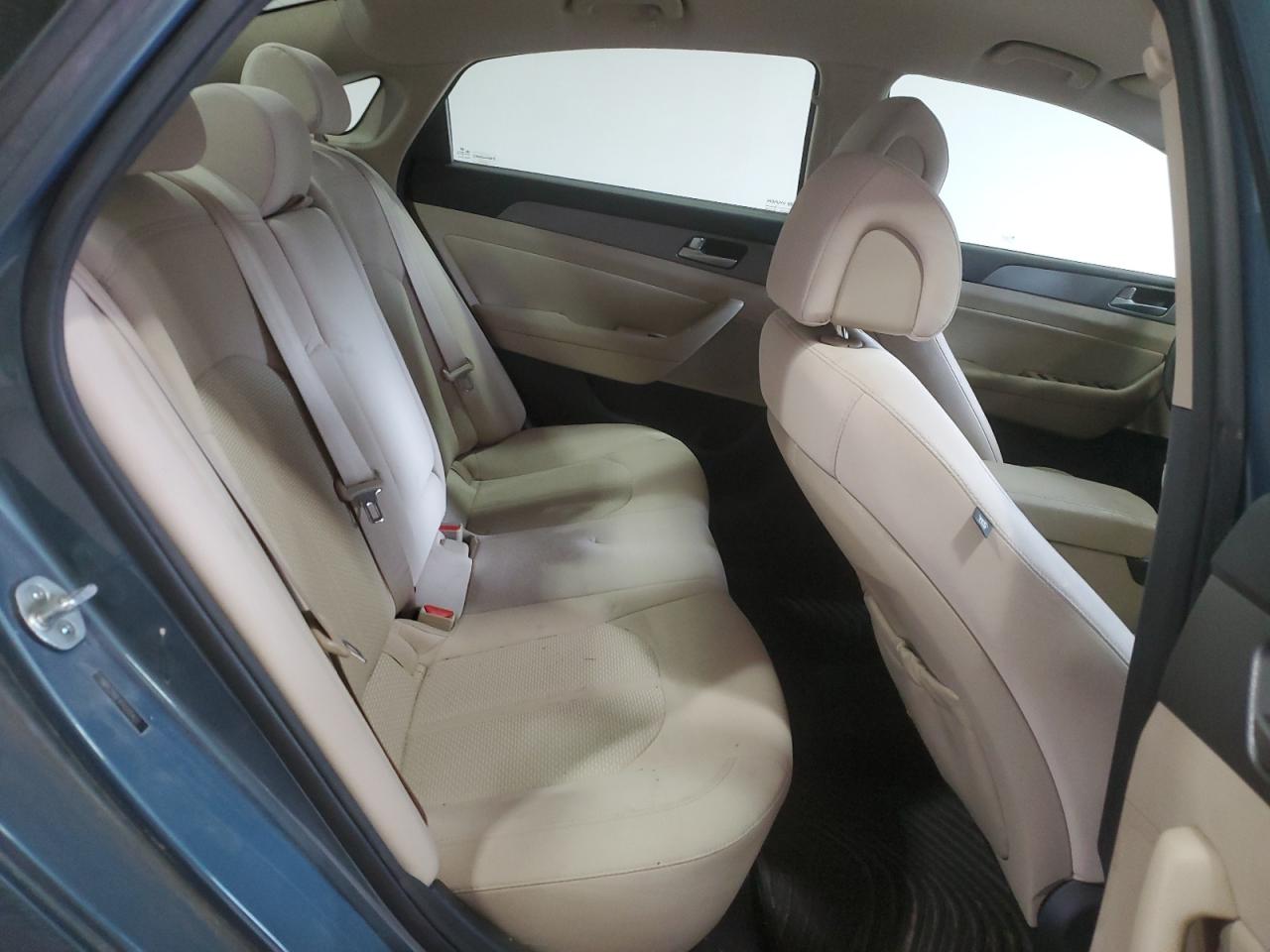 2015 Hyundai Sonata - Image 10