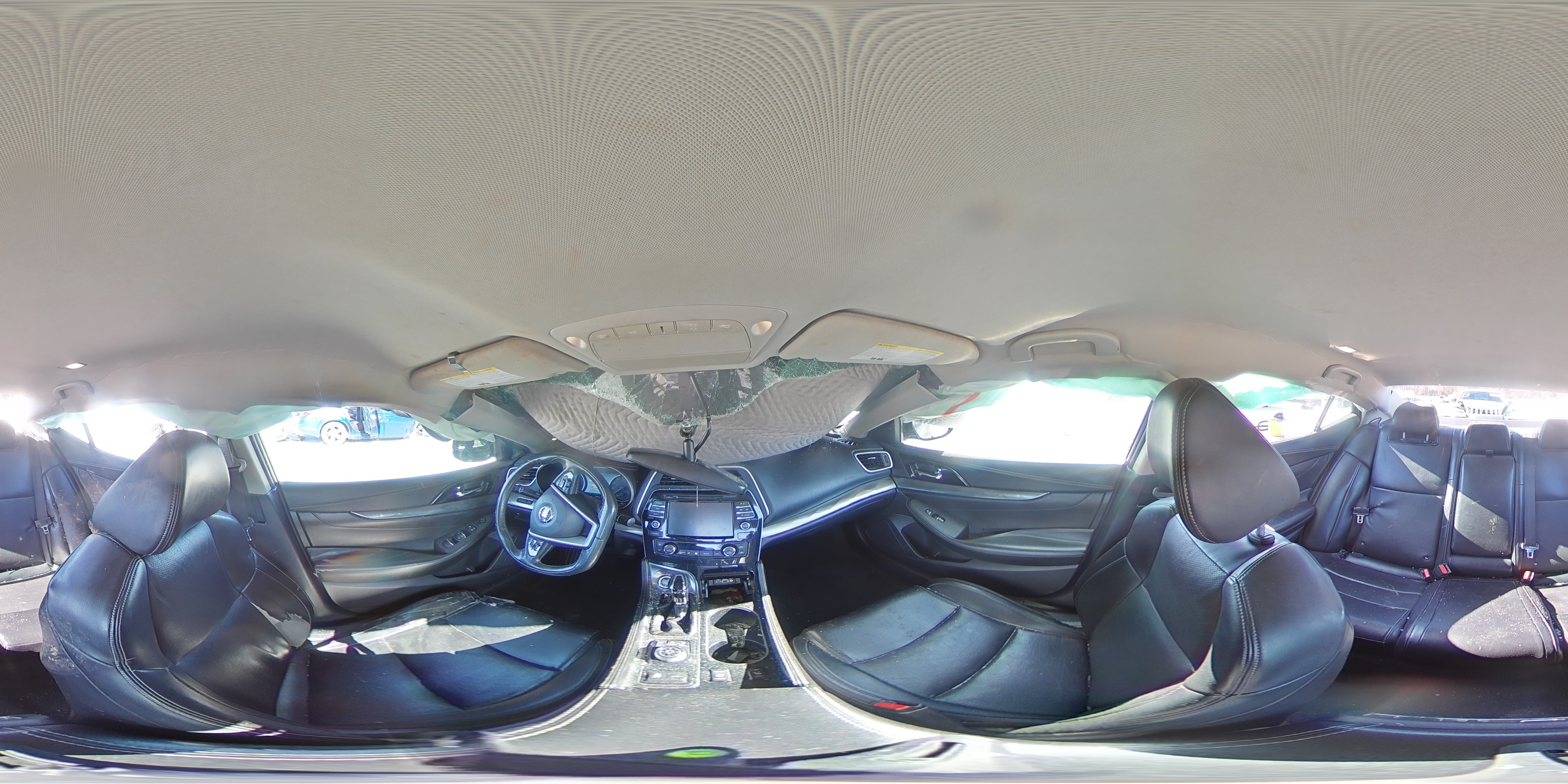 2019 Nissan Maxima - Image 13