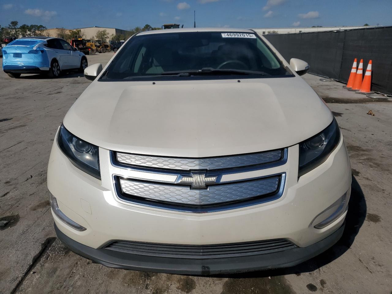 2013 Chevrolet Volt - Image 5
