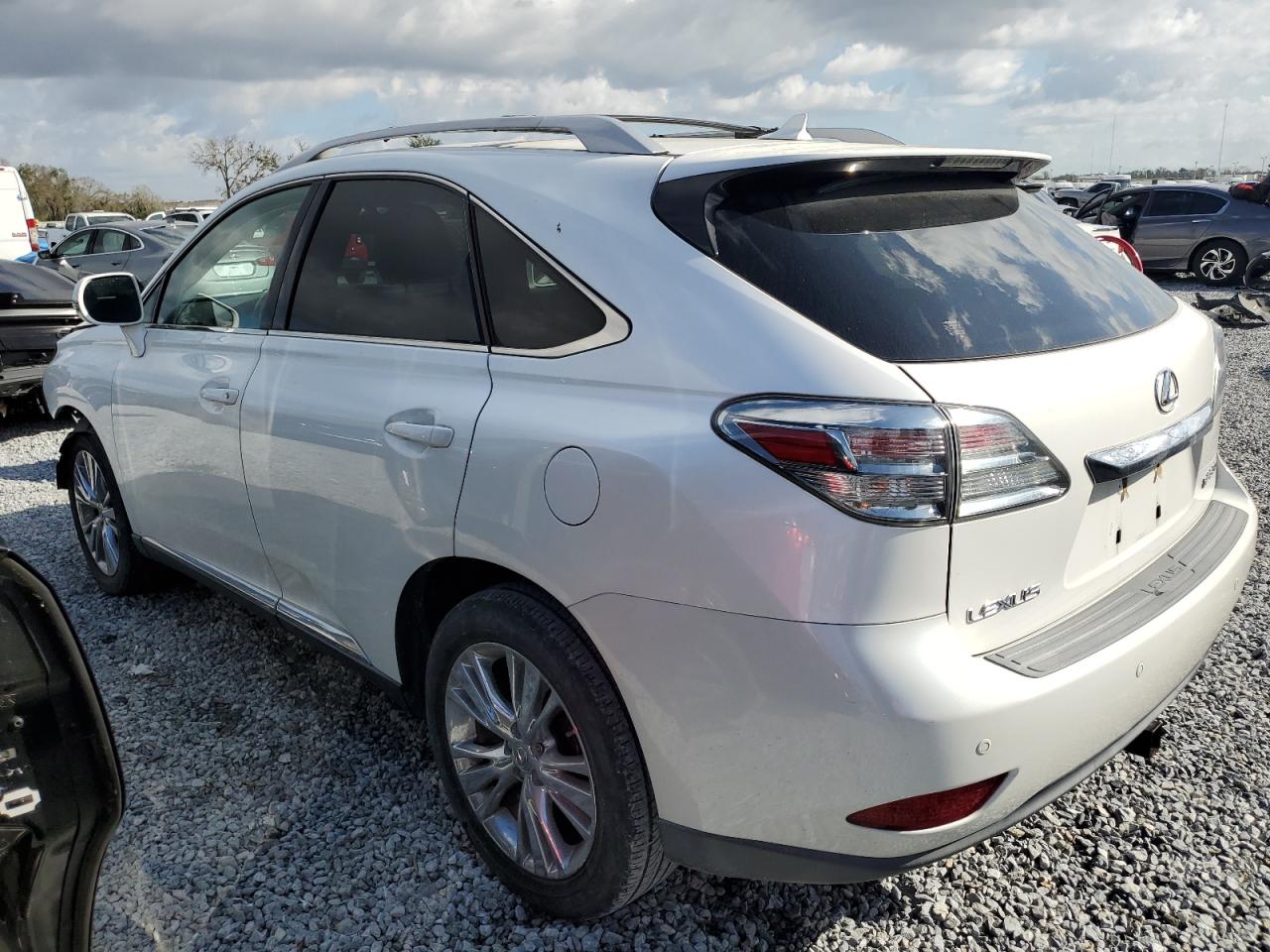 2010 Lexus RX - Image 2
