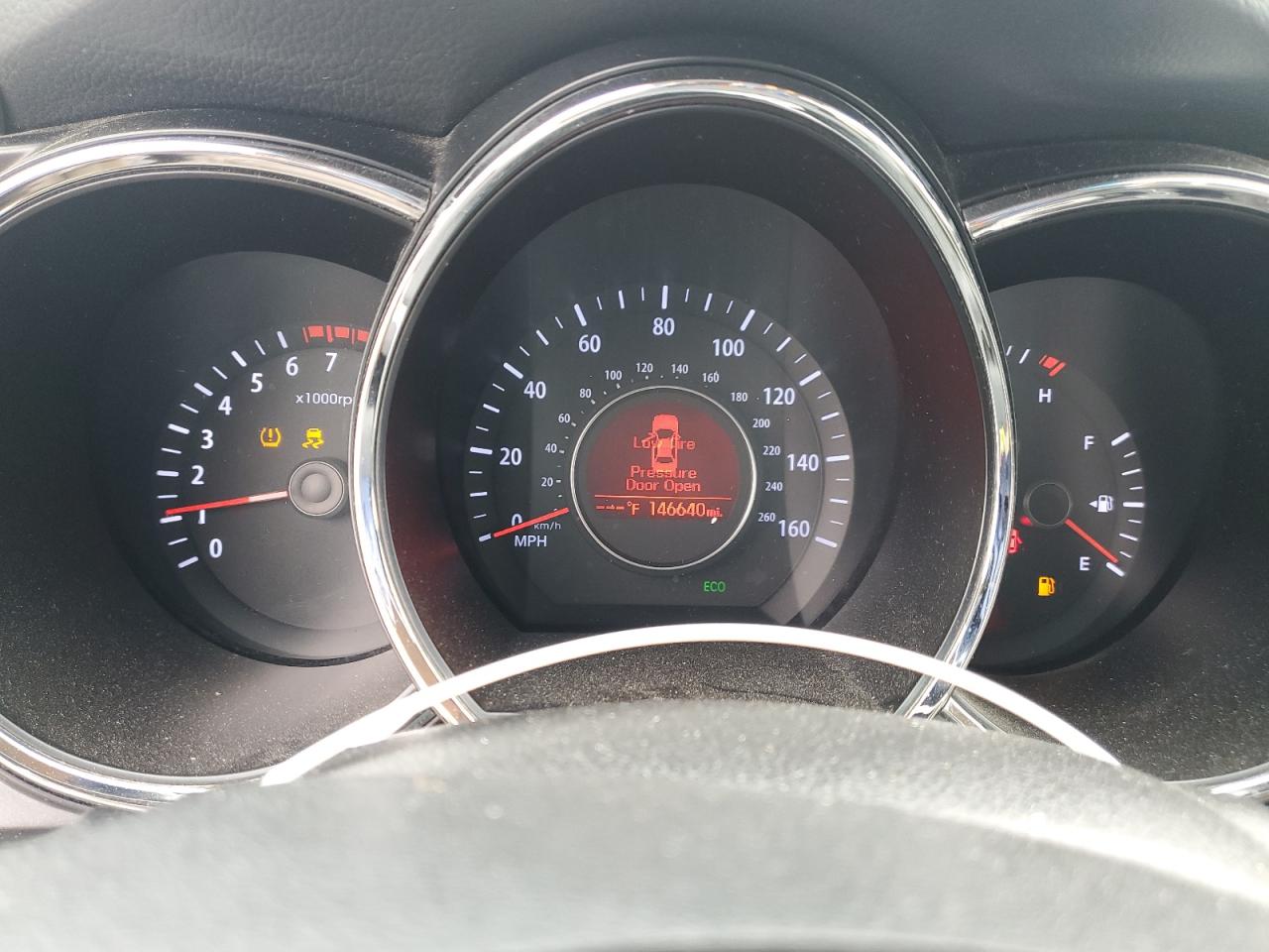 2012 Kia Optima - Image 9