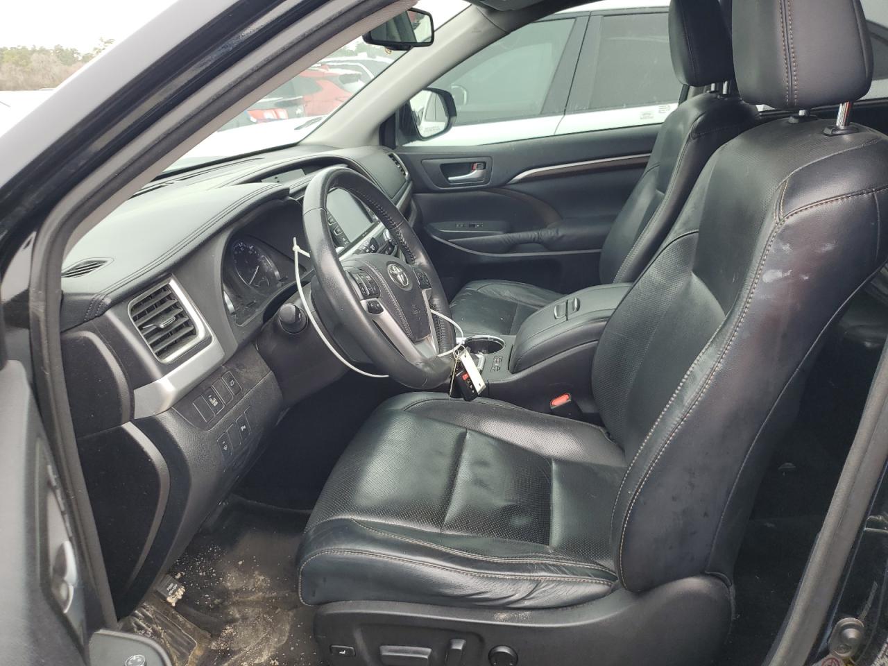 2015 Toyota Highlander - Image 7