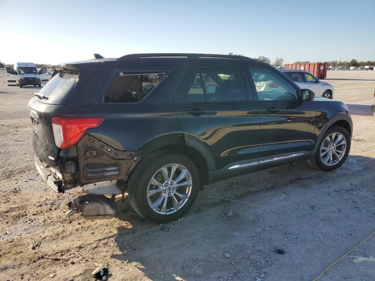 2020 Ford Explorer - Image 3