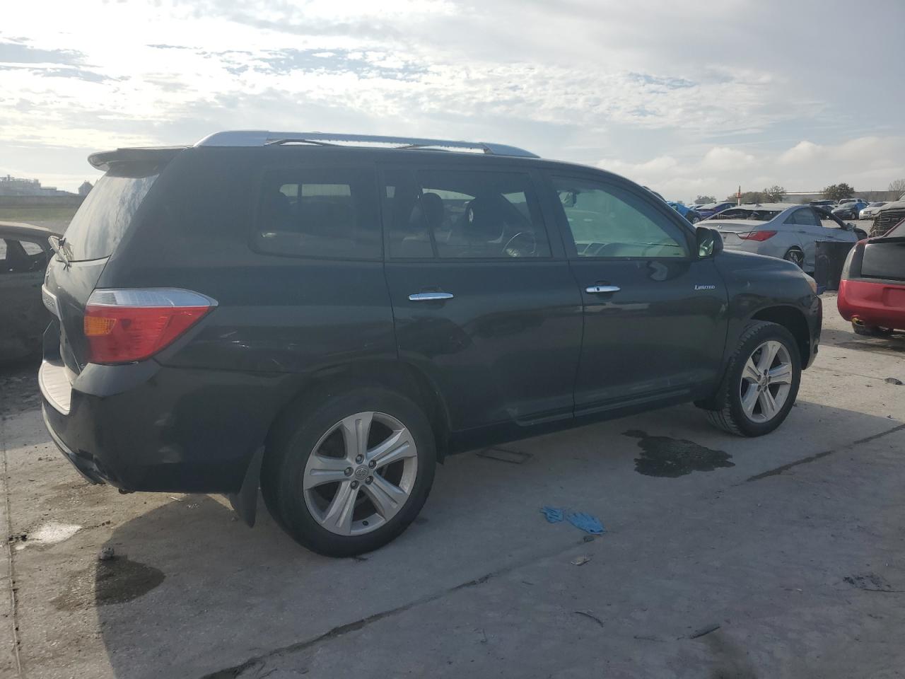 2010 Toyota Highlander - Image 3