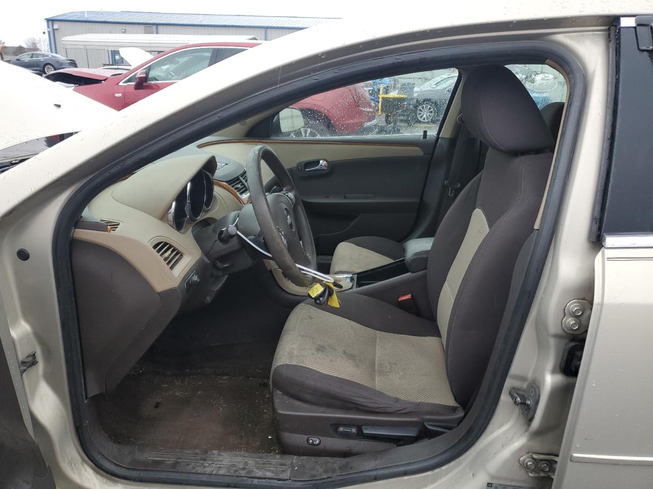2010 Chevrolet Malibu - Image 7