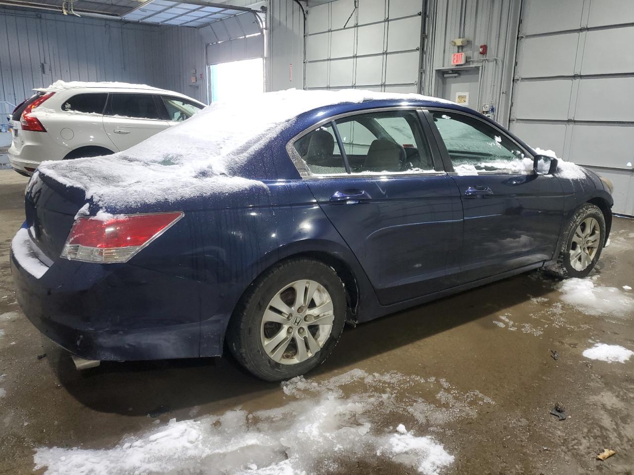 2009 Honda Accord - Image 3