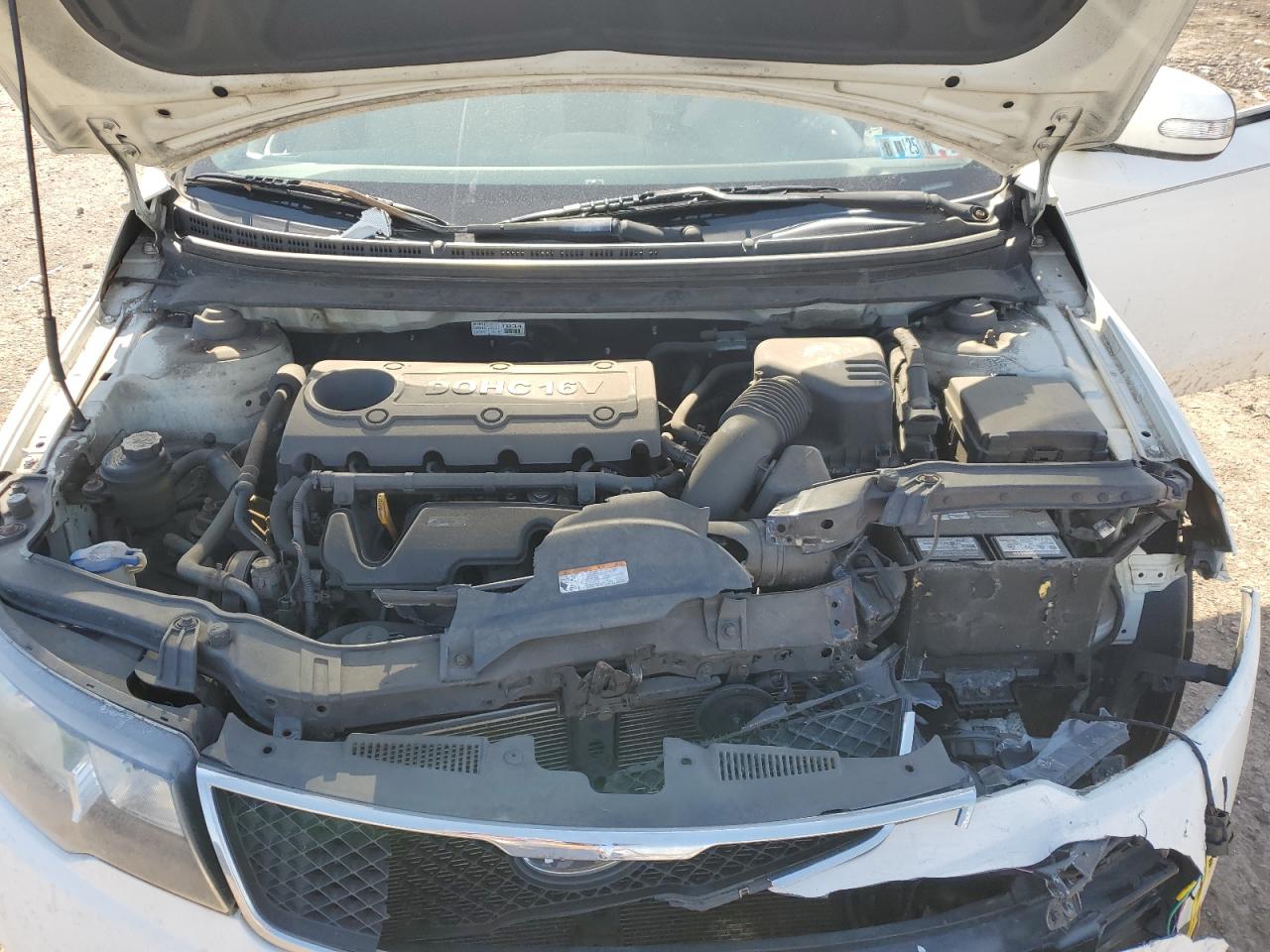 2010 Kia Forte - Image 12