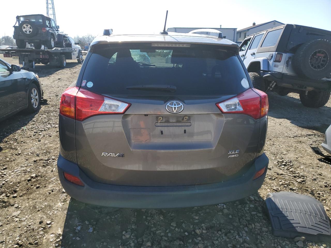 2015 Toyota RAV 4 - Image 6