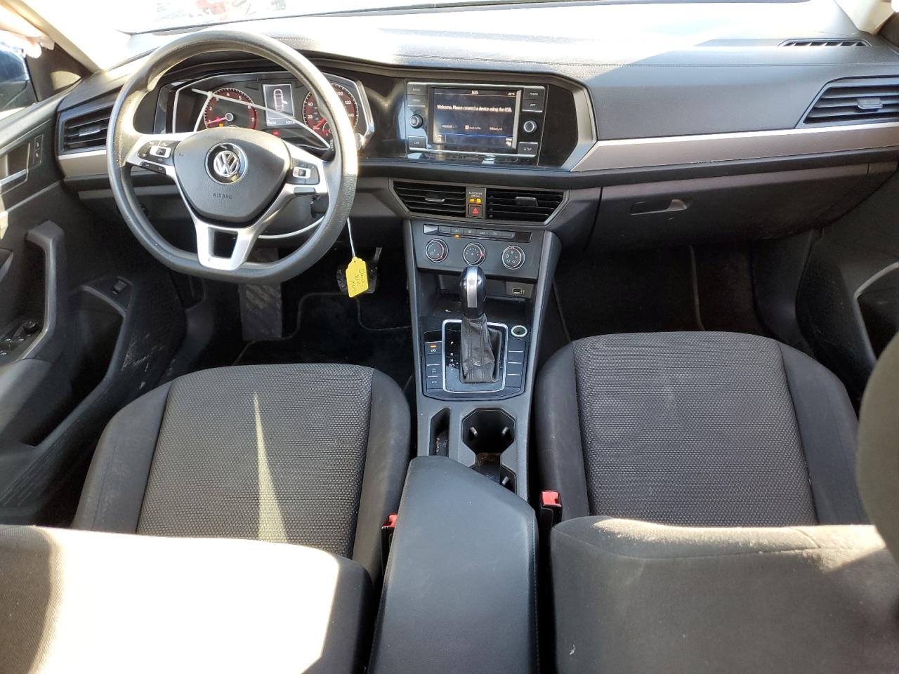 2019 Volkswagen Jetta - Image 8