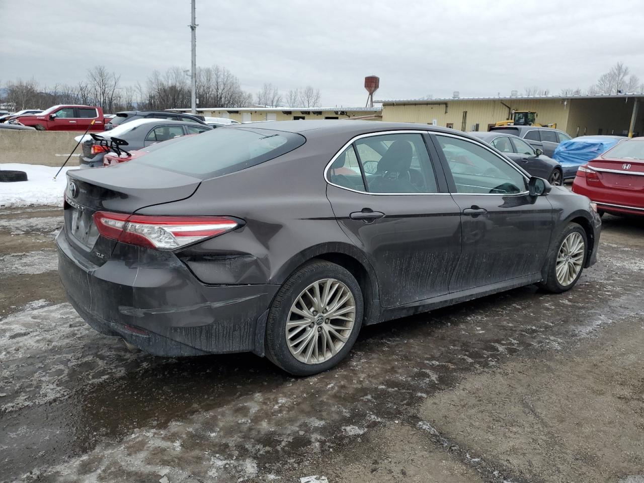 2018 Toyota Camry - Image 3