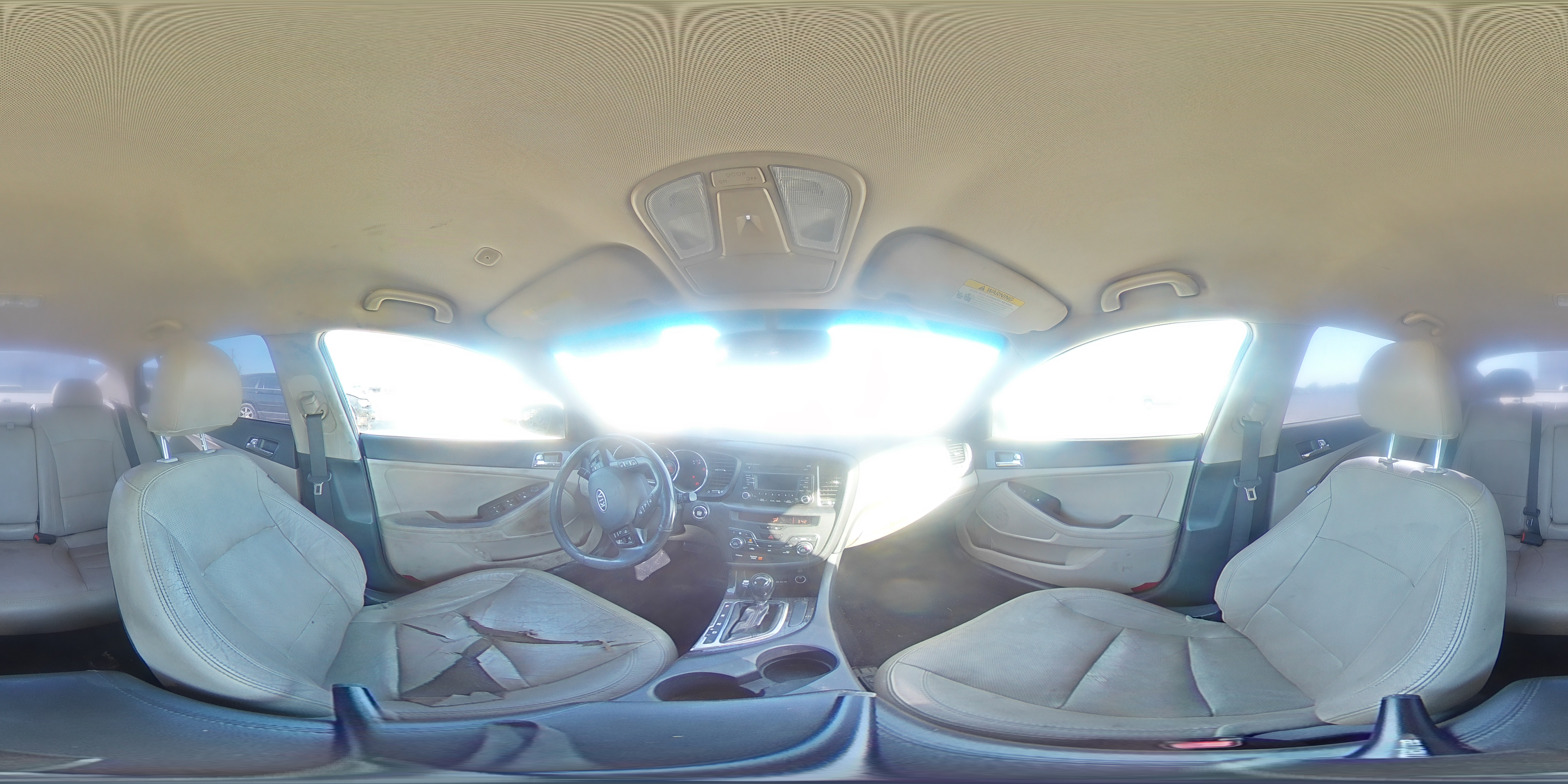 2012 Kia Optima - Image 13
