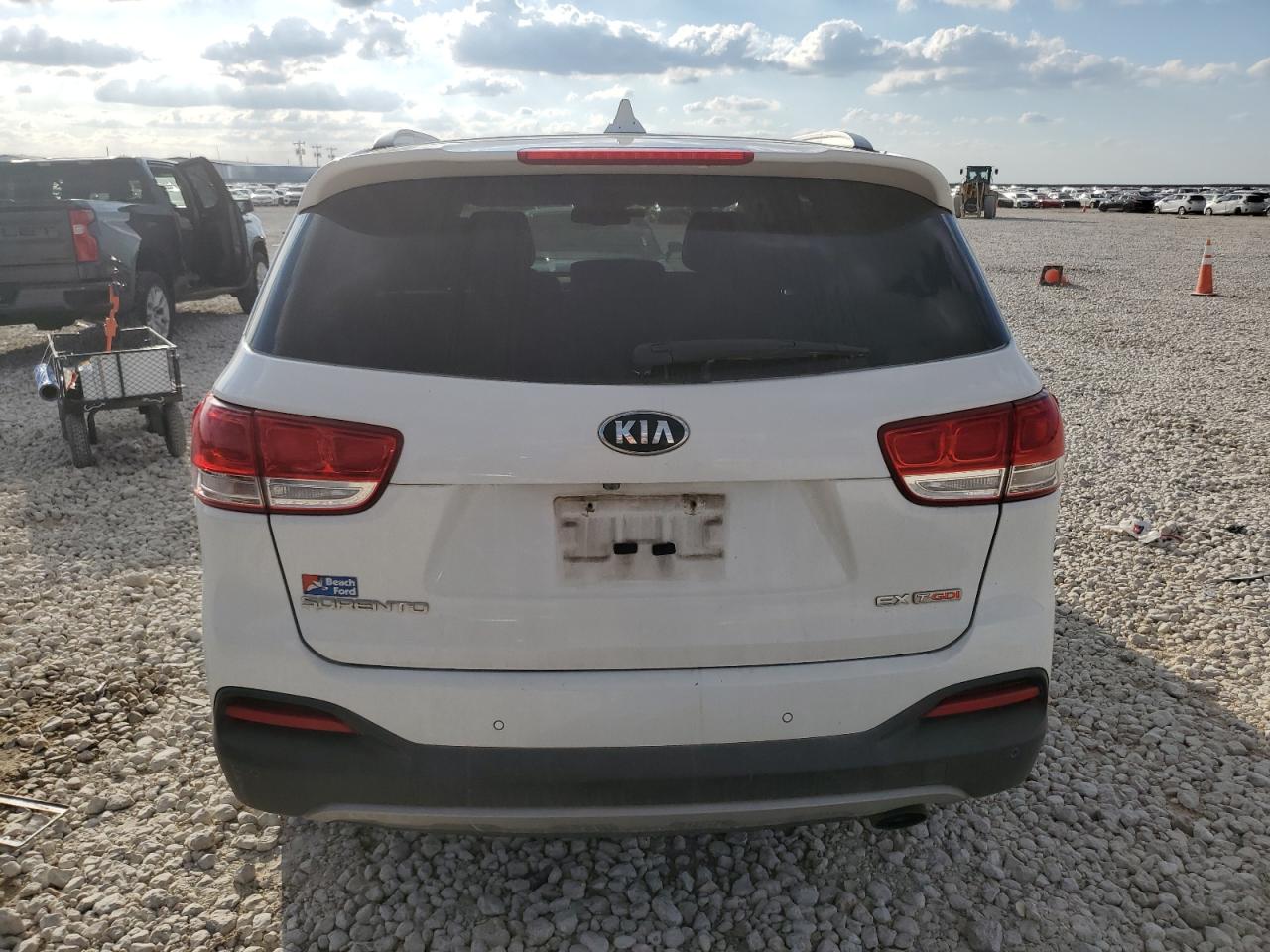 2016 Kia Sorento - Image 6