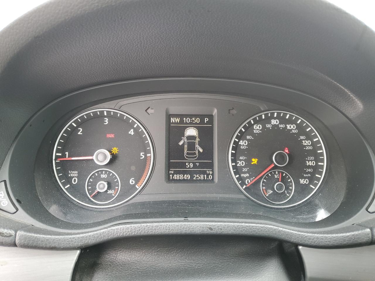 2015 Volkswagen Passat - Image 9