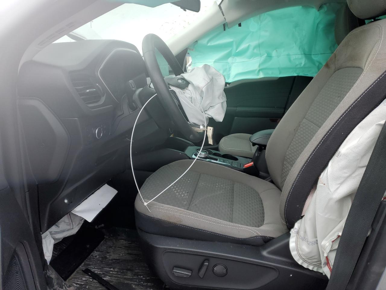 2022 Ford Escape - Image 7