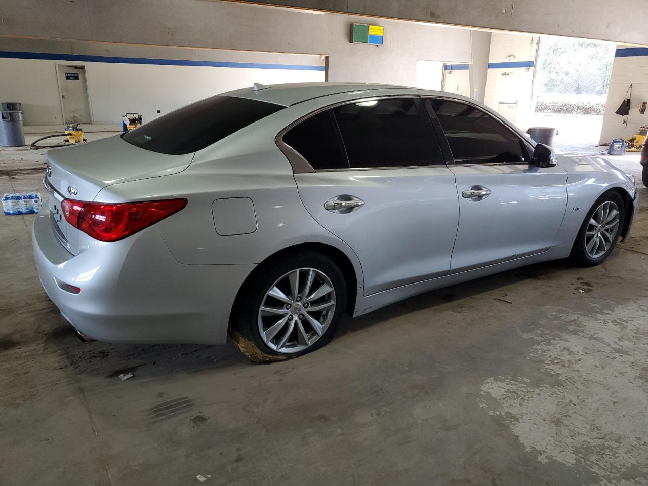 2017 Infiniti Q50 - Image 3