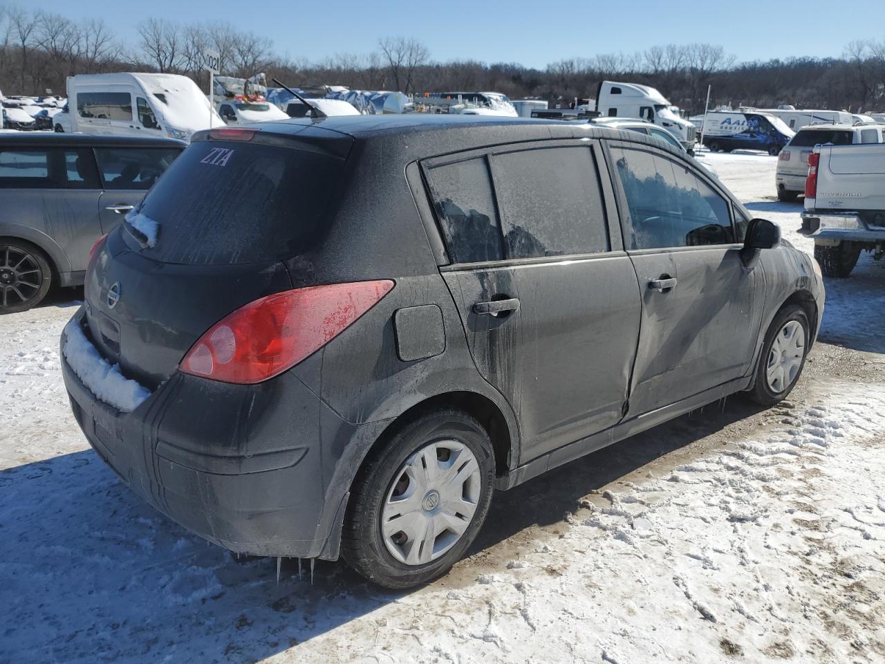 2012 Nissan Versa - Image 3