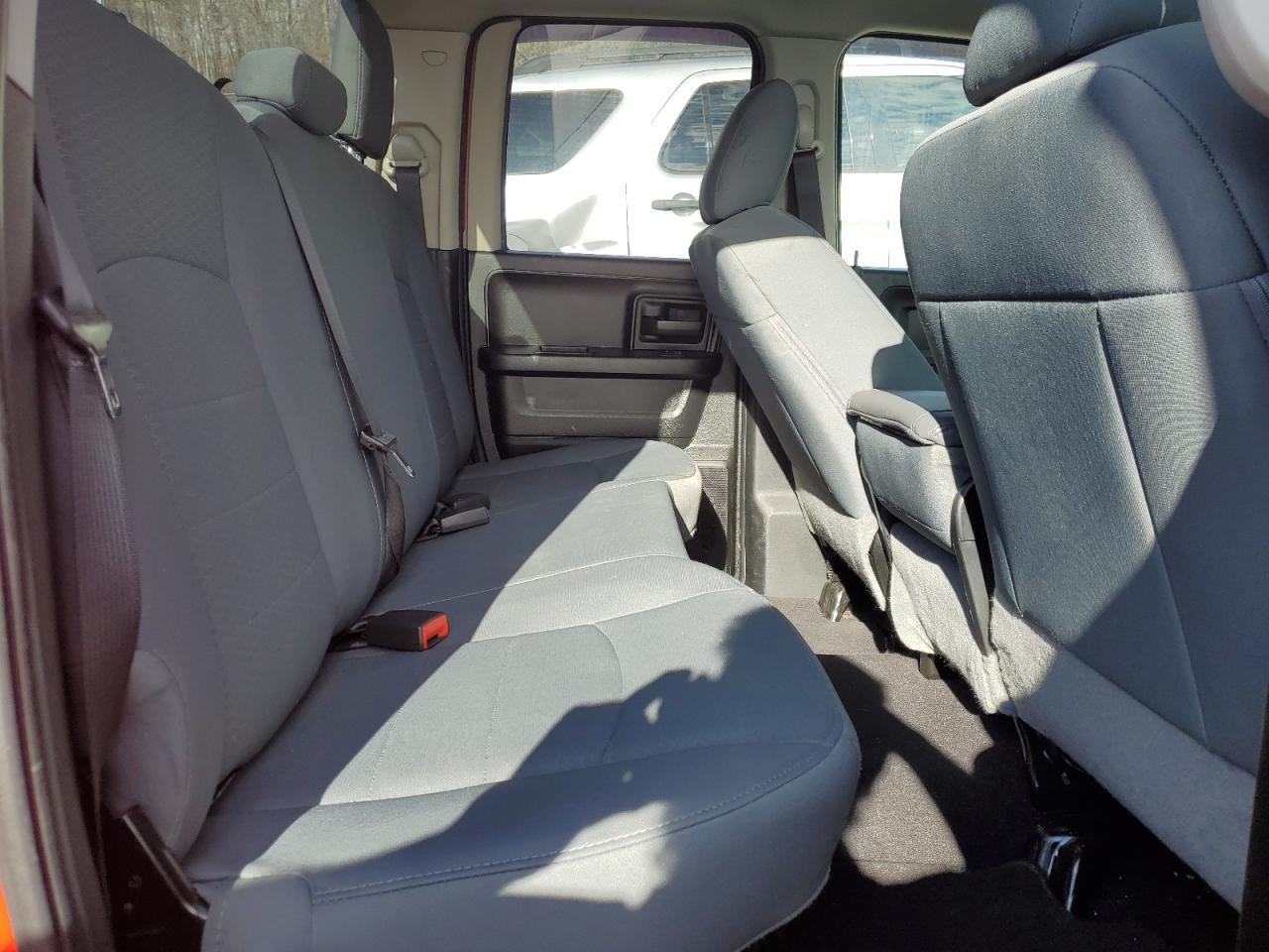 2018 RAM 1500 - Image 10