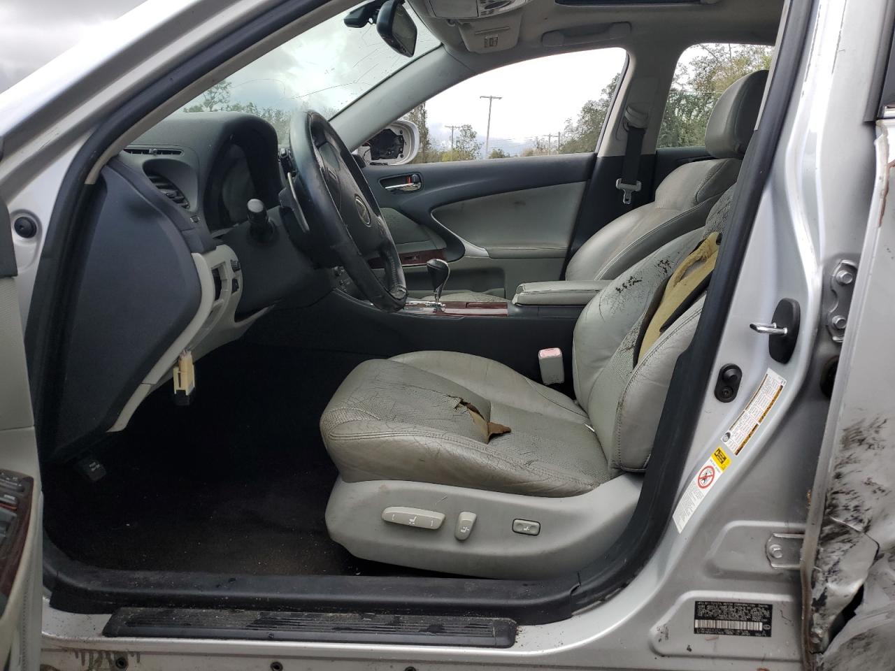 2006 Lexus IS - Image 7