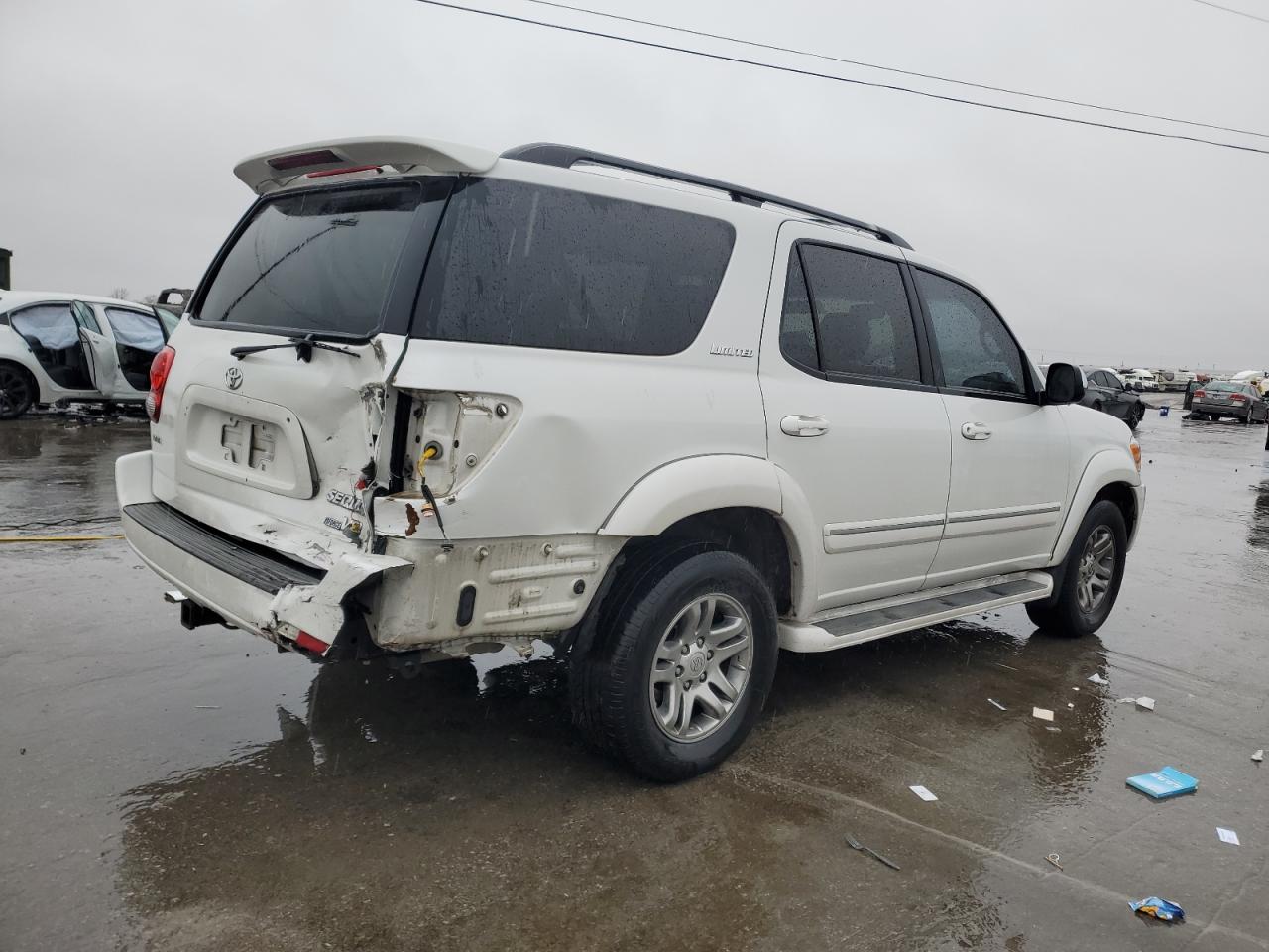 2007 Toyota Sequoia - Image 3