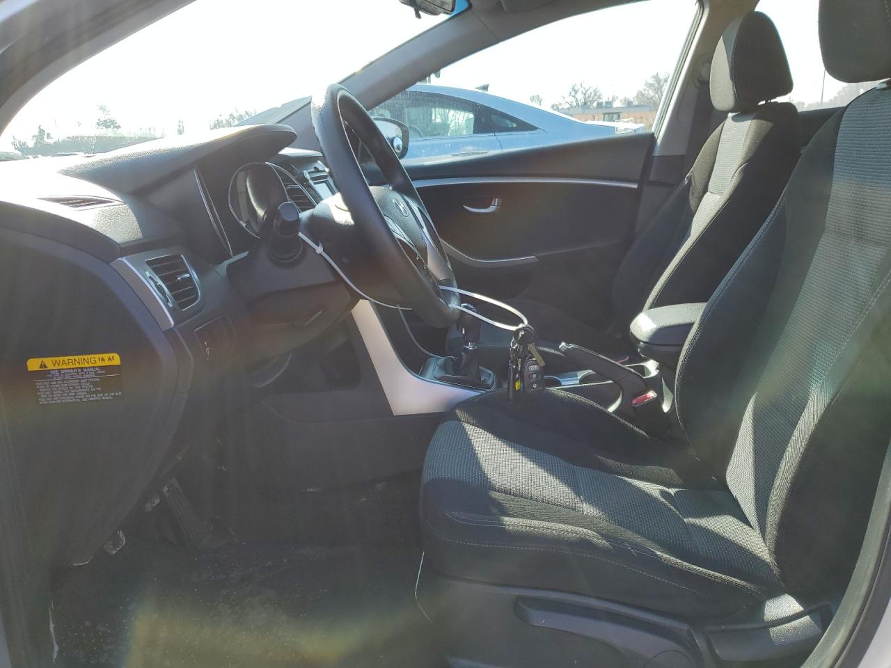 2013 Hyundai Elantra - Image 7