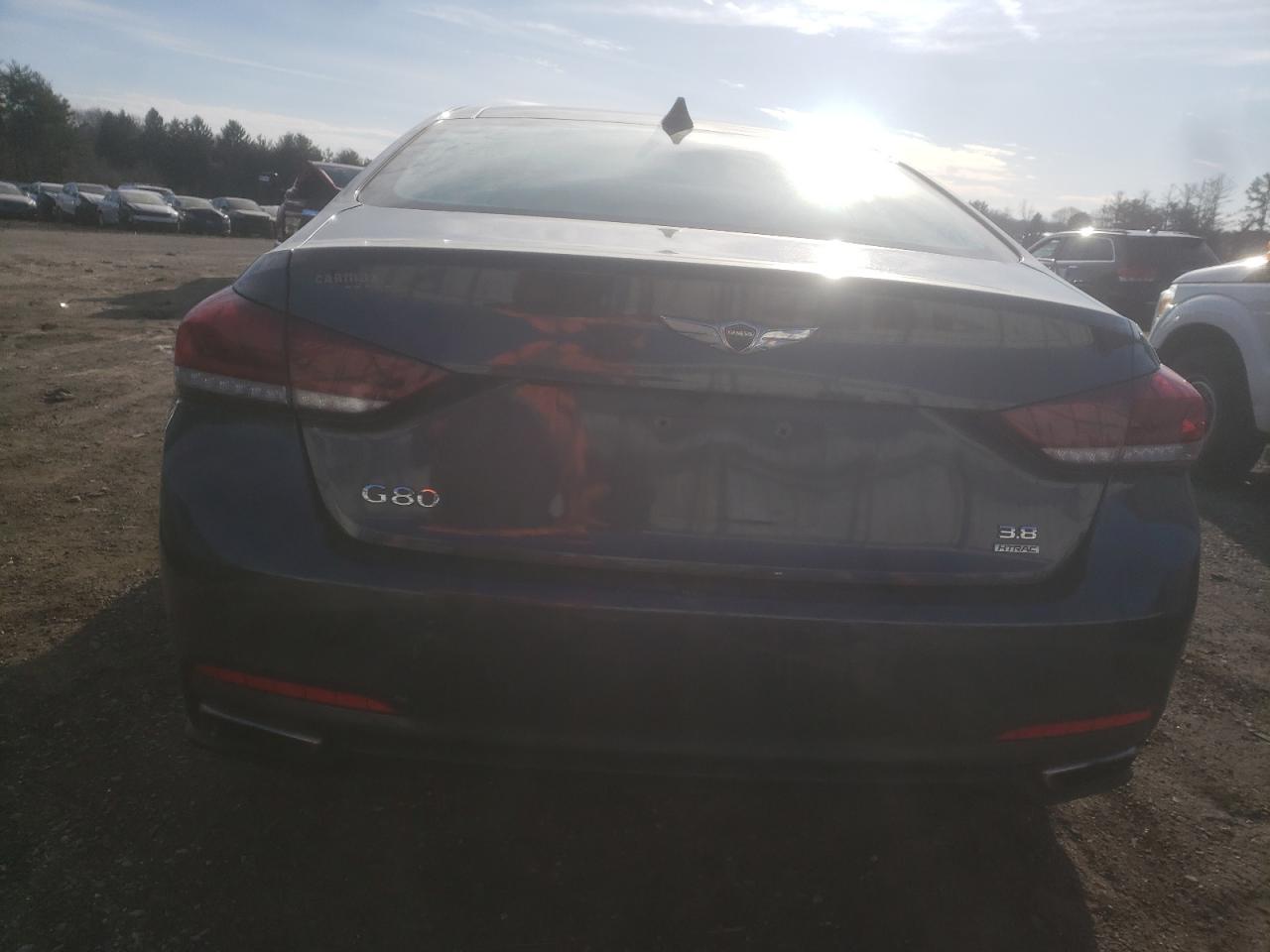 2017 Genesis G80 - Image 6