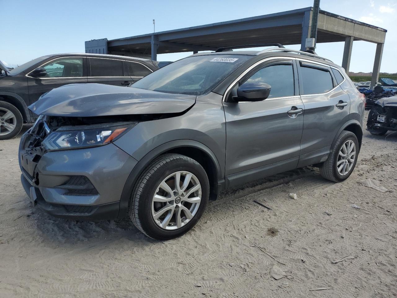 2020 Nissan Rogue - Image 1