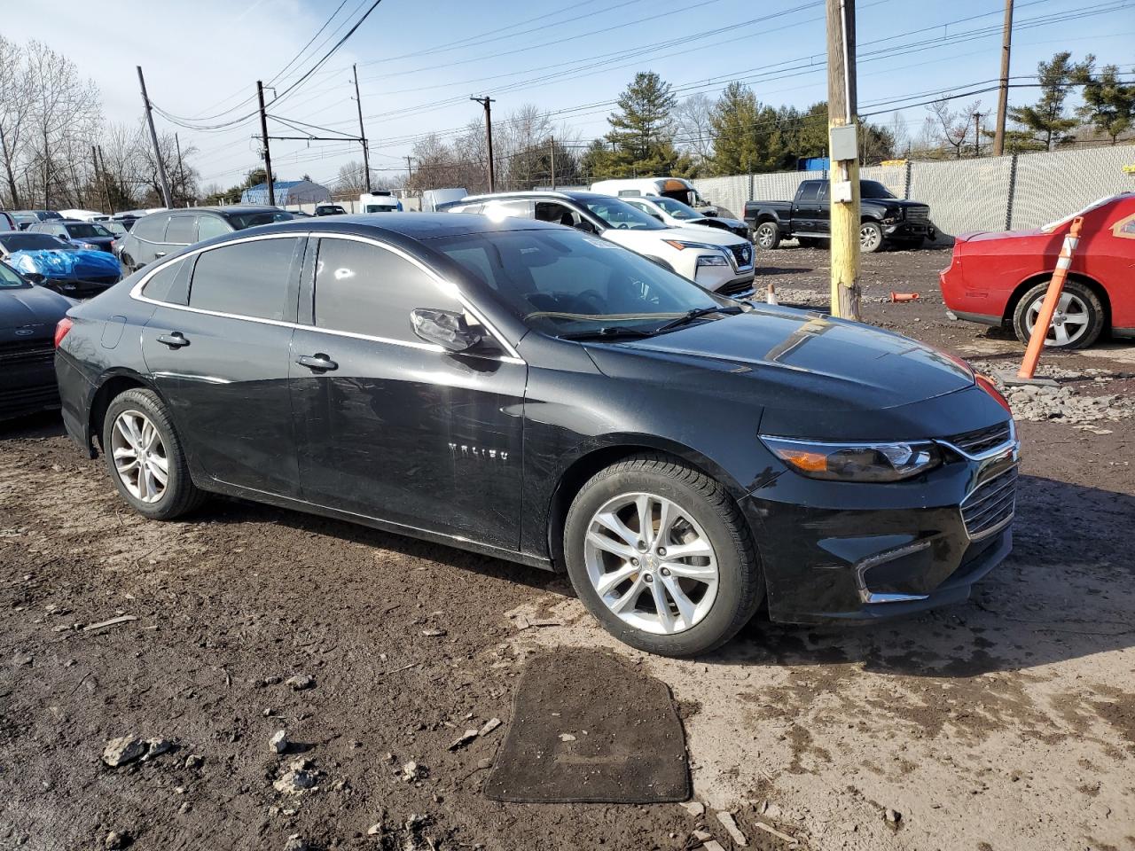 2017 Chevrolet Malibu - Image 4