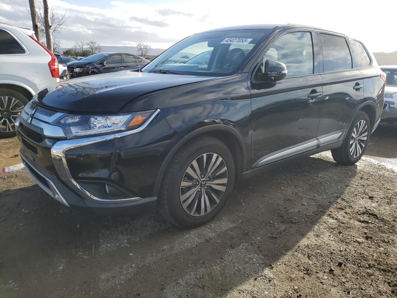 2019 Mitsubishi Outlander - Image 1