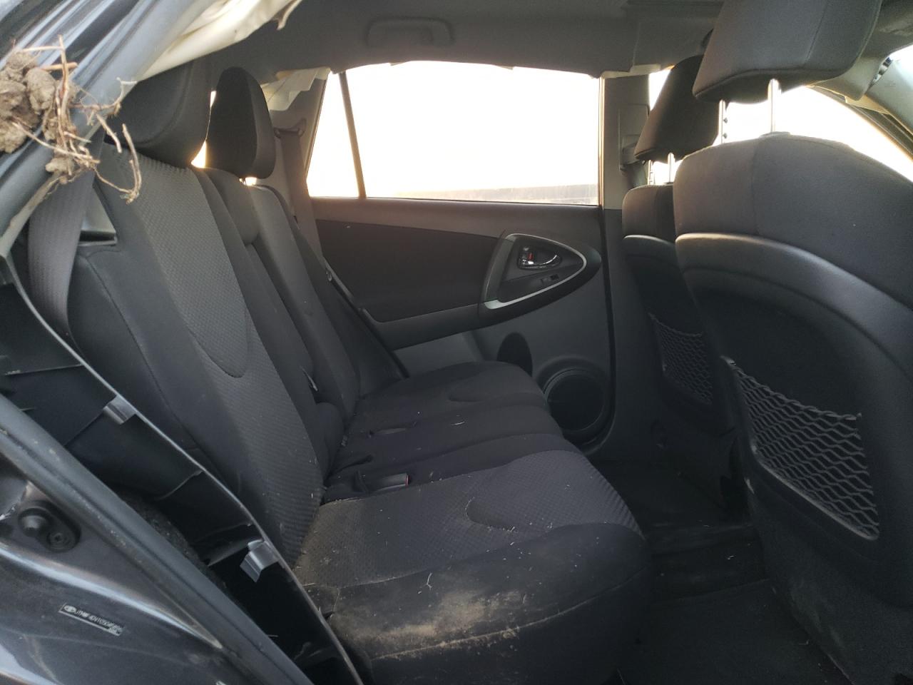 2012 Toyota RAV 4 - Image 11