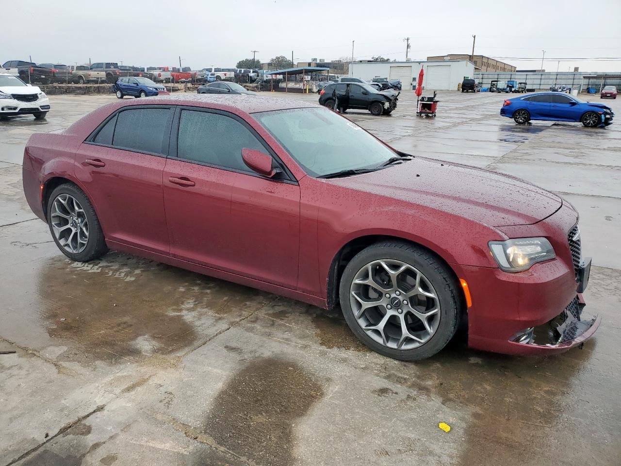 2018 Chrysler 300 - Image 4