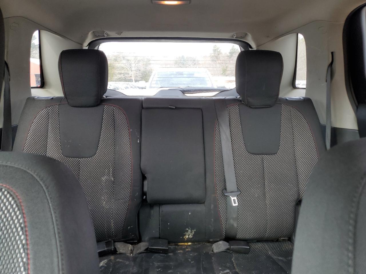 2015 GMC Terrain - Image 10
